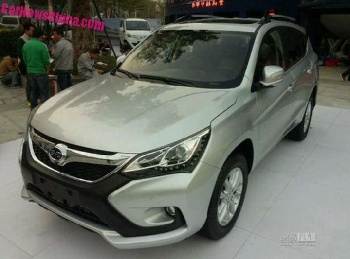 byd-s3-new-china-1
