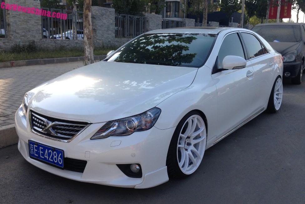 toyota-reiz-china-white-1