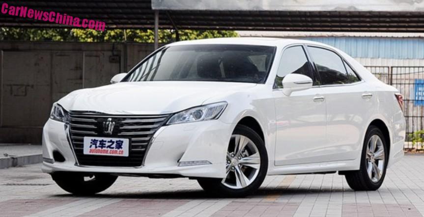 toyota-crown-china-1