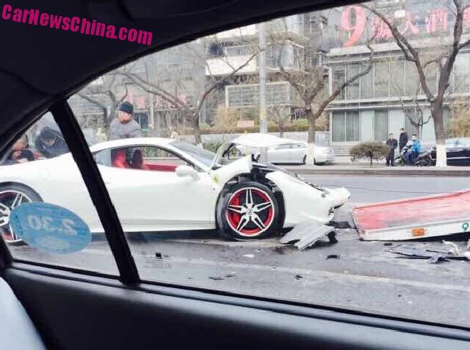 ferrari-458-china-crash-white-1