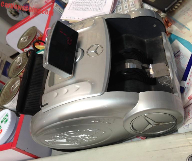 mercedes-money-counter-china-1
