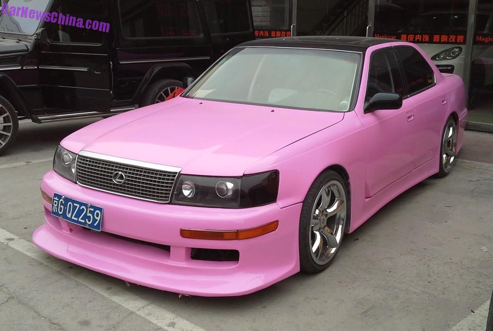 lexus-pink-china-1