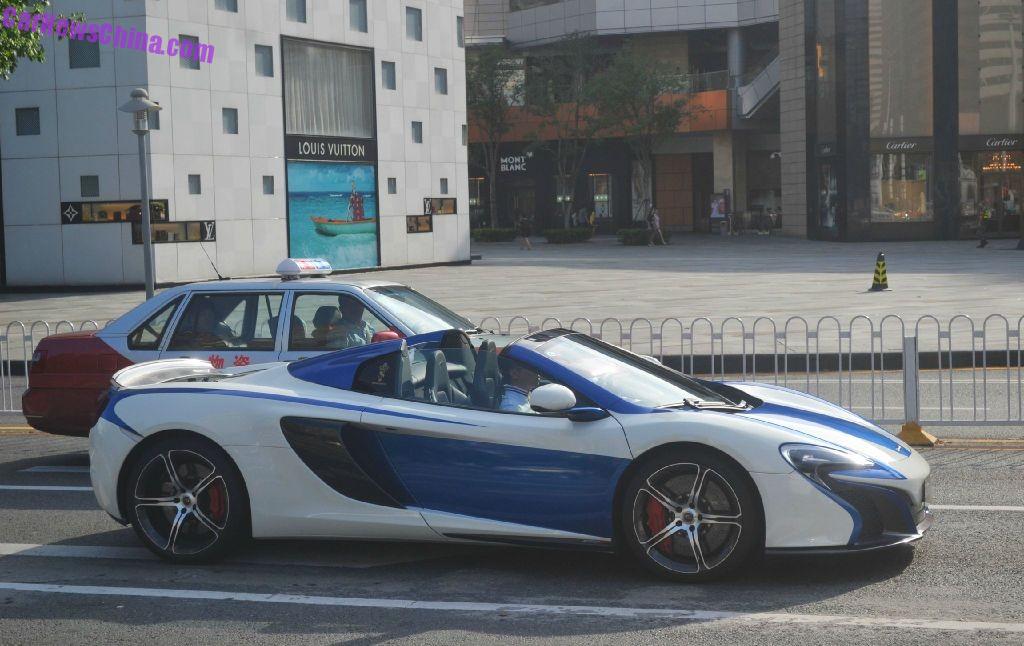 mclaren-white-blue-china-1