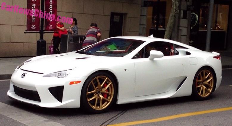 lexus-lfa-china-white-1
