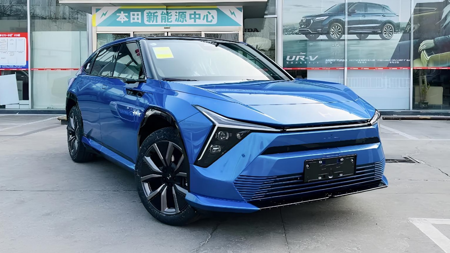 Honda S7 electric crossover reached dealers in China before the launch on March 6