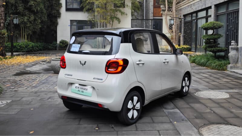 wuling_mini_ev_5_1-5