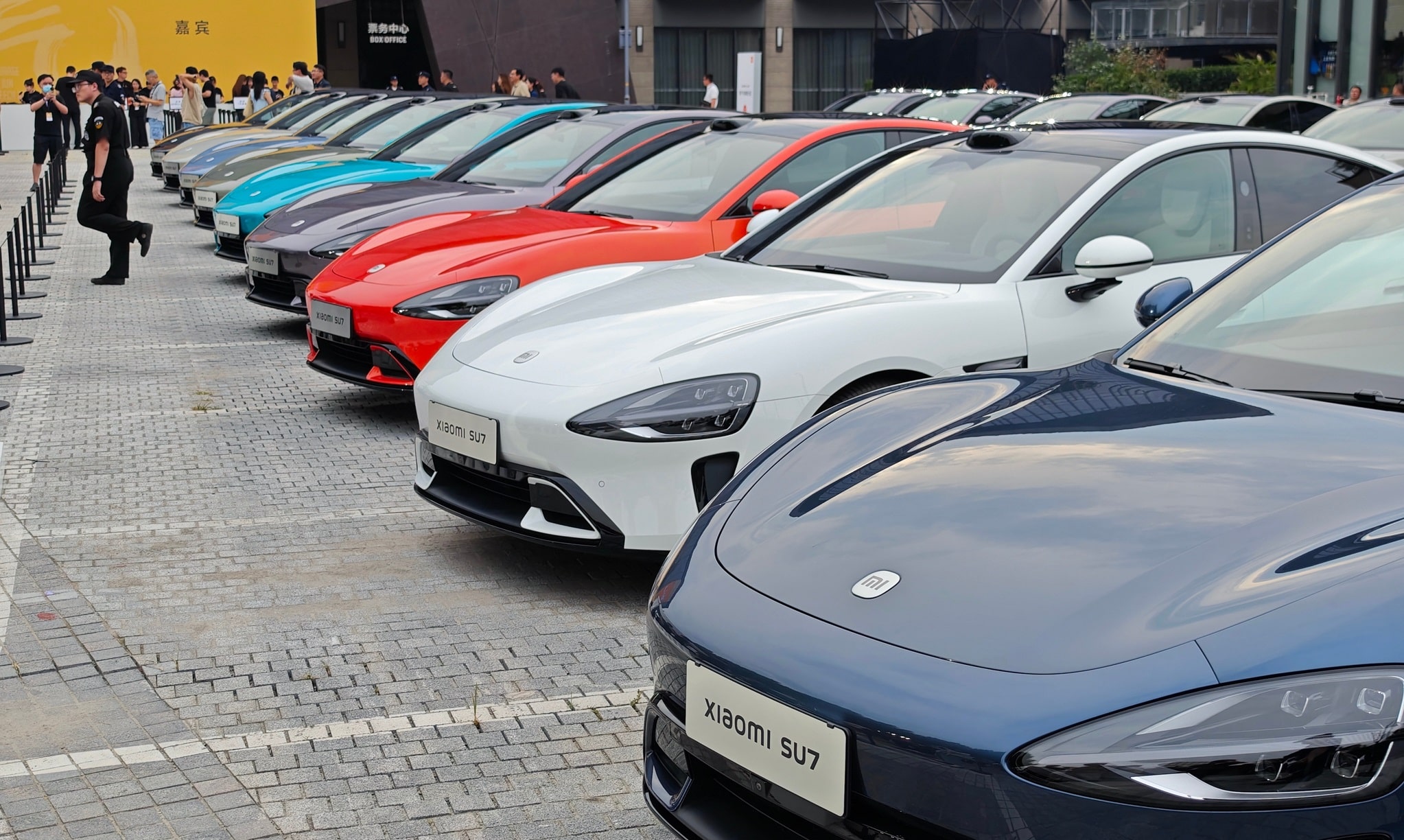 67f5326bgy1hzl8vyni3pj235s28wqv7