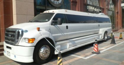 ford-f650-limousine-1