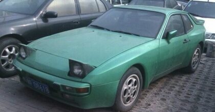 a-porsche-944-china-1