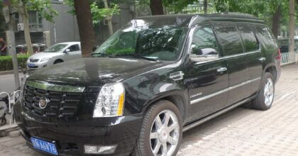 cadillac-stretched-beijing-1